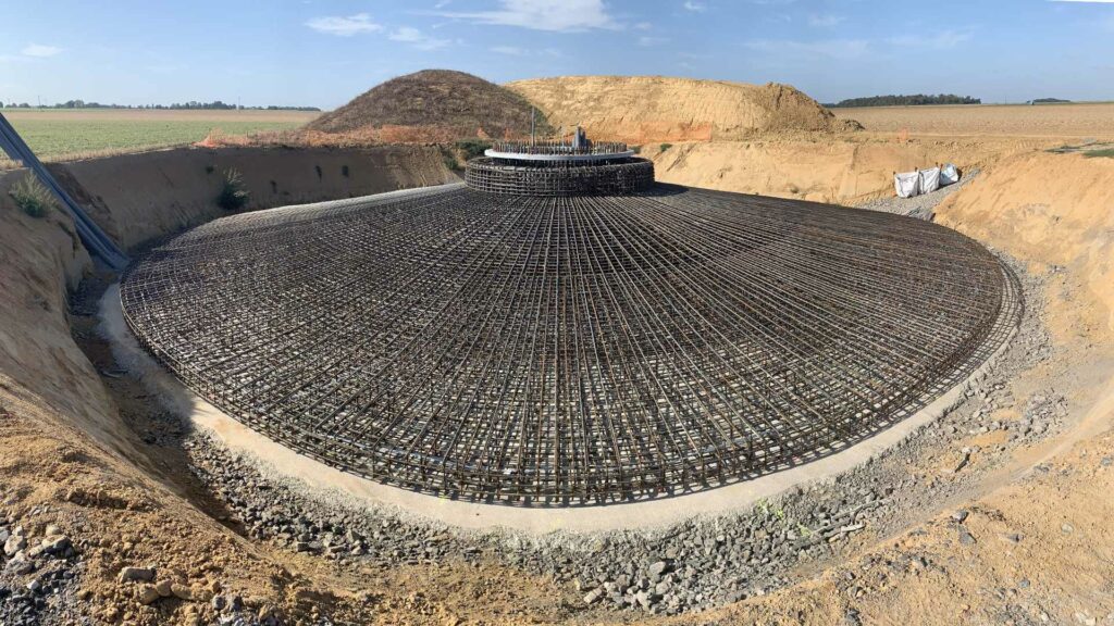 parc-eolien-sas-armatures-beton-chantier-pose